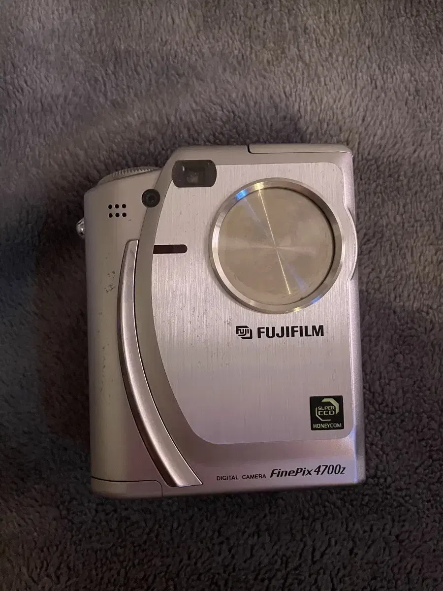 Fujifilm 4700z 카메라